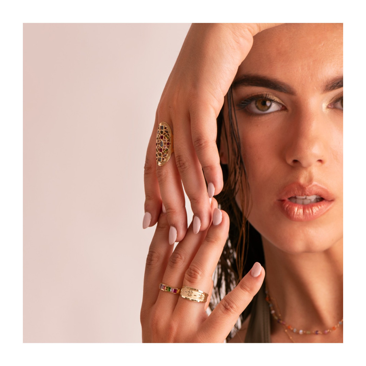 Anillo Mujer Oro Amarillo 18 ktes Ancho 8 mm Tallado 16 - 000150787